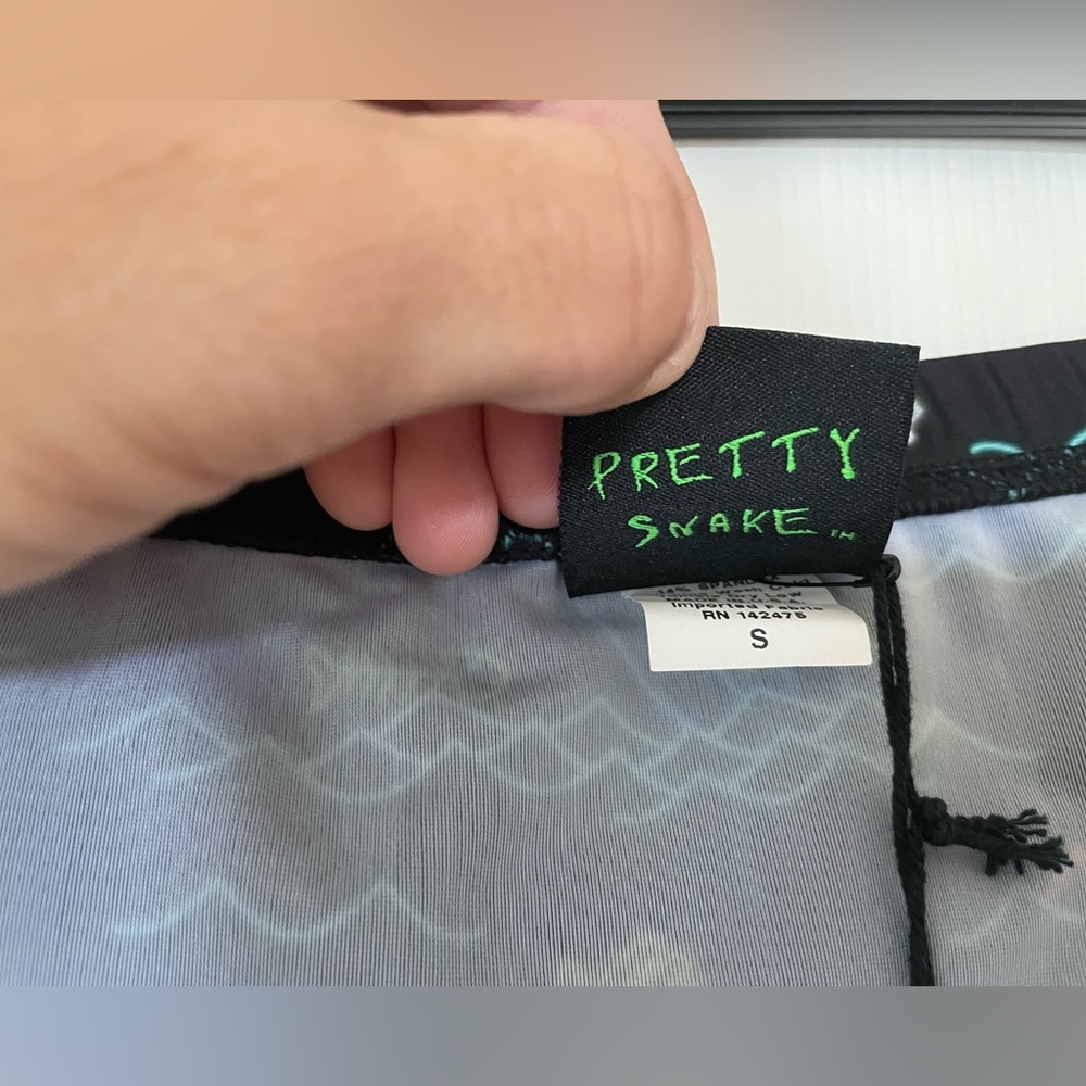 Pretty Snake Swim Brief. Size: Small - Picture 5 of 5
